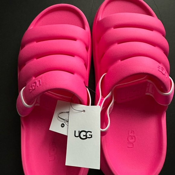 UGG Shoes - UGG sport yeah clogs